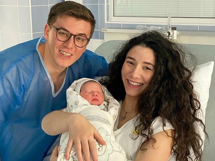 У Анатолия Филатова и Лейлы родился сын