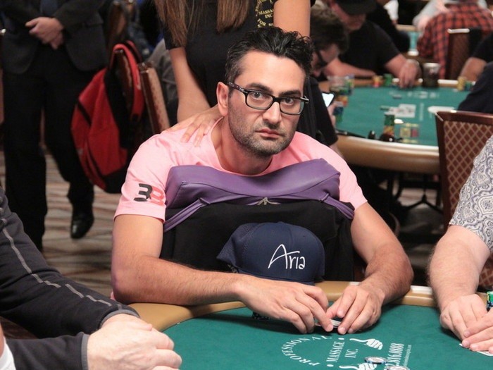 Из квартиры Эсфандиари украли ценные вещи на сумму $1,000,000. Подозреваемая задержана