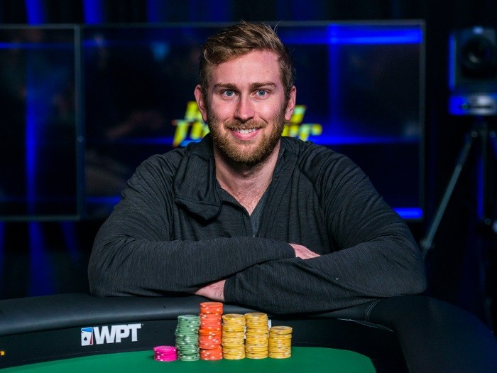 Коннор Дринан получил последний браслет WSOP Online и выиграл пари против Негреану