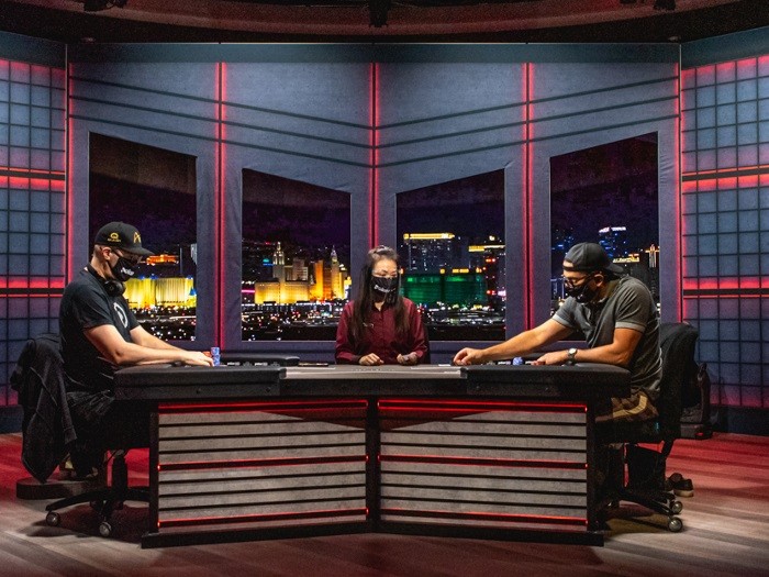 Хельмут снова обыграл Эсфандиари в хедз-ап поединке High Stakes Duel