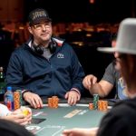 Фил Хельмут вышел за финальный стол турнира Omaha Hi-Lo за $10,000 на WSOP