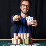 Ромен Льюис выиграл первый золотой браслет WSOP и $463,880 призовых в 76-м турнире Turbo Bounty