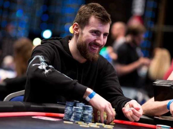 Малиновский и Аддамо разыграли крупнейший банк в истории онлайн-покера за кэш-столами NLHE