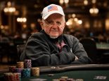 Он играл против Стю Ангера в Главном событии WSOP — сейчас ему 90, и он снова в деле