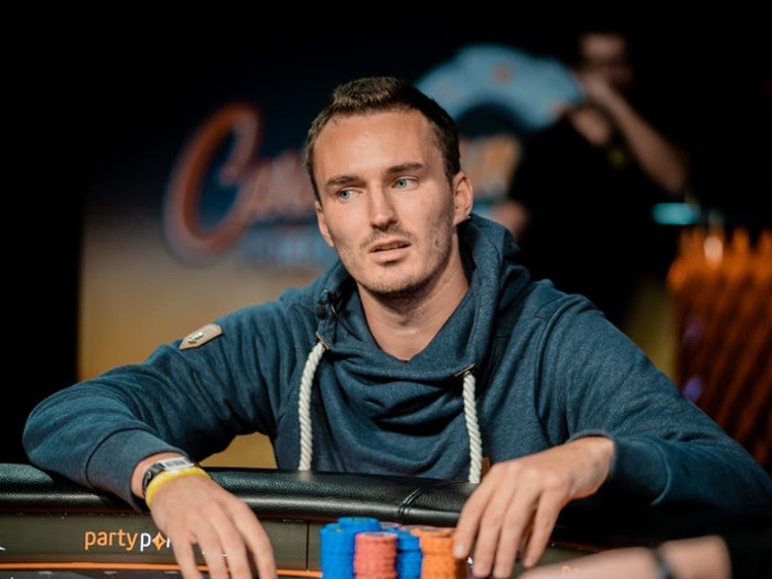 Немецкий банк заблокировал счет Штеффена Зонтхаймера