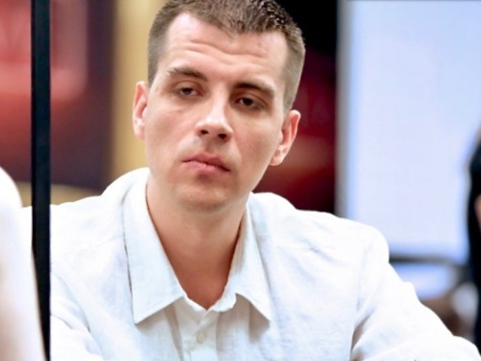 Анатолий Суваров добыл первый браслет WSOP Online для России