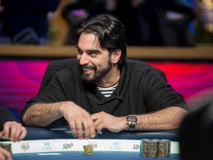 «LLinusLLove» выиграл Главное событие Poker Masters Online, а Александрос Колониас забрал фиолетовый пиджак