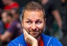 Четыре покер-про без одежды: Даниэль Негреану поделился интересным фото из прошлого