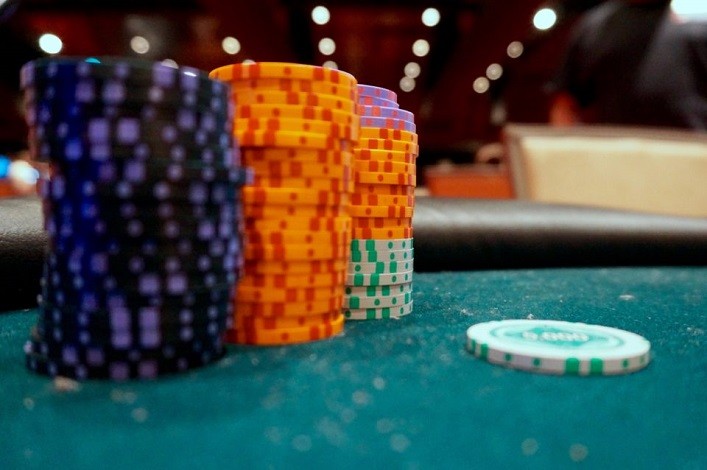 Анте в покере — разновидность обязательной ставки