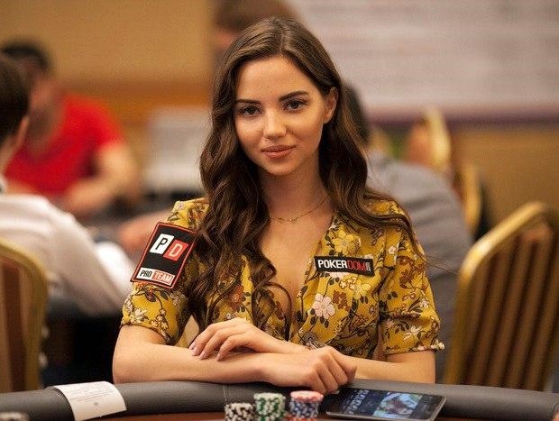 Дарья Фещенко: биография одной из самых популярных российских покеристок