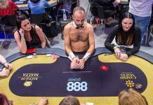 Дилеры-мужчины работали топлес на женском турнире Battle Of Malta