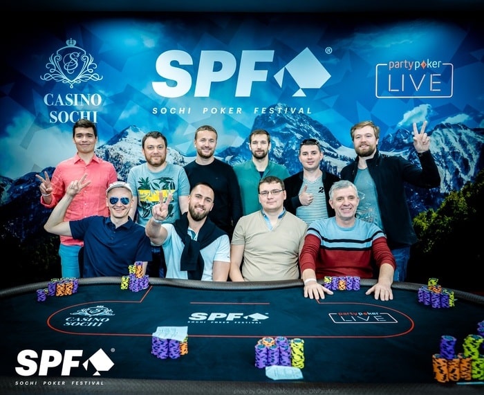 Финальный стол Main Event