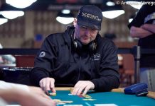 Фил Хельмут в погоне за 15-ым браслетом Мировой серии покера