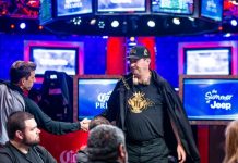 Вылет Фила Хельмута из ME WSOP: "Я сделал безрассудный блеф, а парень сделал потрясающий колл"