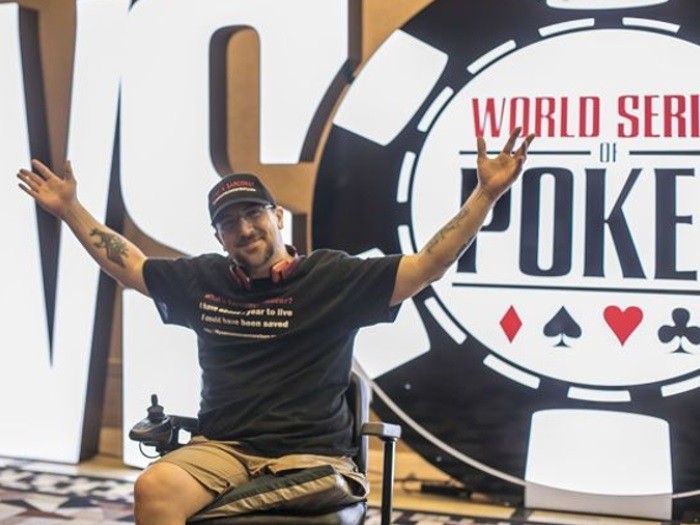 Кевин Ростер проводит последние дни жизни на WSOP ради помощи больным раком