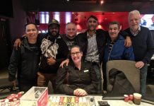 Кэш-игроки канадского казино разделили Bad Beat Jackpot в $500,000