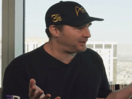 Phil Hellmuth and blitzpredict