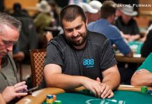 Скотт Блумштейн покинул ME WSOP 2018 в день 1А