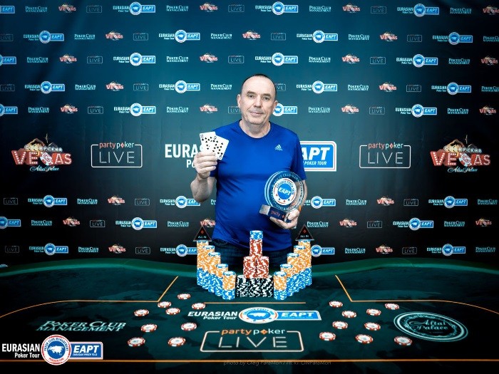 Сергей Хохлов выиграл Чемпионат России по покеру на EAPT Алтай