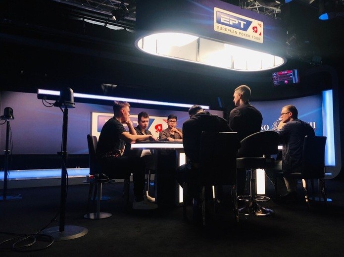 Телевизионный стол EPT Sochi Main Event 2019