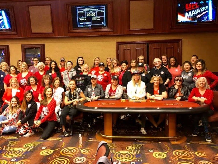 Женская покерная организация сменила акцент с развития игры на волонтерскую работу