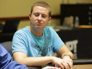 Мошенник Брайан Гастингс вошел в команду тренеров Run It Once и вызвал негодование в покерном сообществе