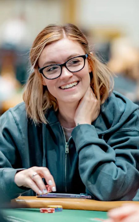 Бритни Стоут