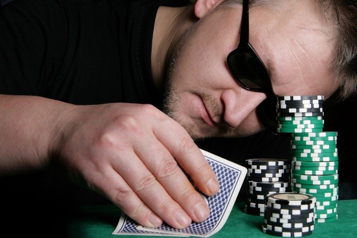 Слепые ставки в покере – виды и правила