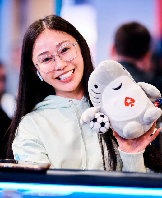 Касандра Йонг