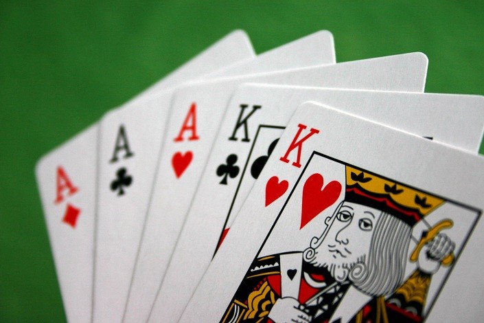 Натс в покере – понятие, особенности розыгрыша