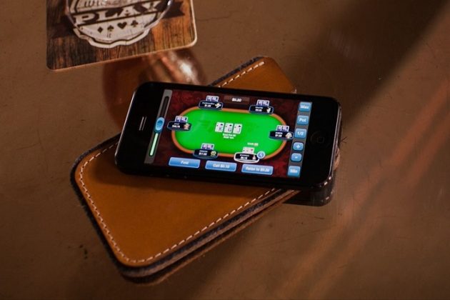 игра покер на деньги на телефон