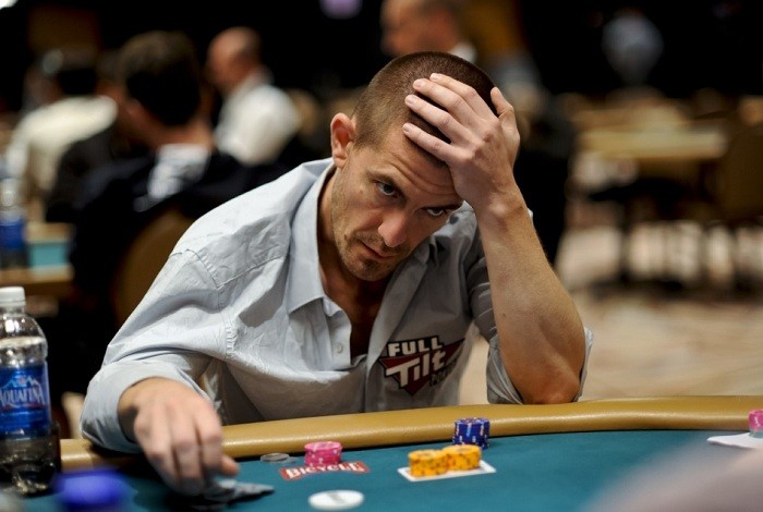 Даунсвинг в покере – как определить, научное объяснение явления