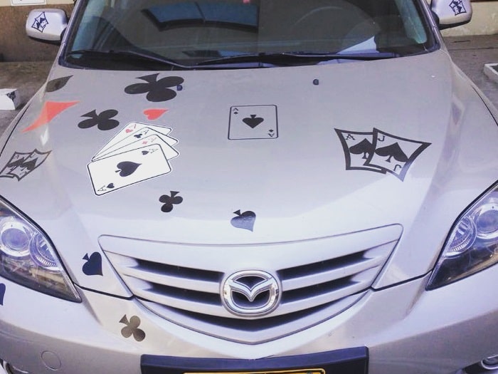 Сколько стоят автомобили покерных знаменитостей?
