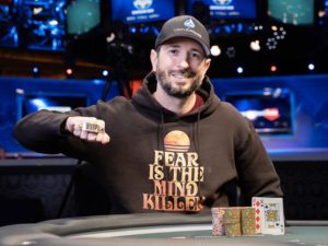 Новости WSOP: 5-й браслет Брайана Раста, выигрыш на благотворительность и новые правила для WSOPE