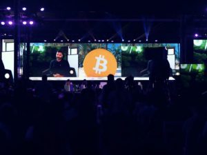 Хольц, Бономо и Кейтс собираются сыграть турнир за $1,000,000 на BTC-конференции