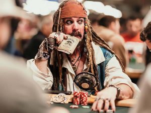 Капитан «Джек Воробей» получил бан во всех казино Caesars за бутафорское оружие