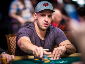 Что такое комплит в покере