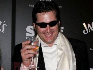 Эштон Кутчер и Хейден Кристенсен в роли PokerBrat — Хельмут рассказал о неснятых фильмах о себе