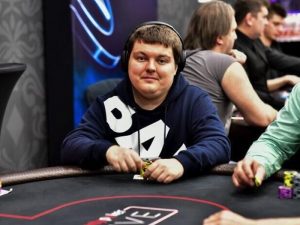Победа Котельникова и очередной занос v_Nistelrooy — как прошли выходные на ПокерОК