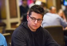 Джейк Шиндлер сел за стол в Белладжио с $2,000,000