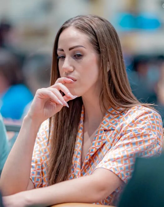 Линдси Клудт