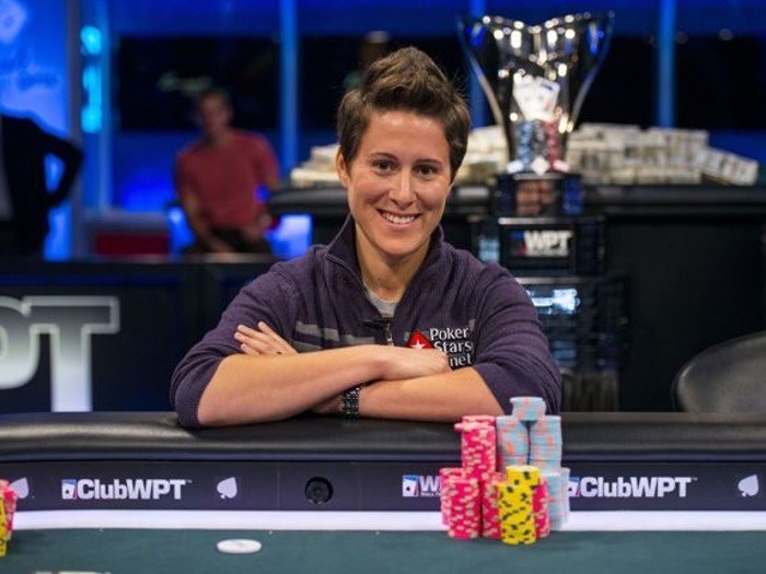 Ванесса Селбст вернулась в покер в качестве тренера LearnWPT