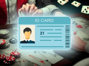 Со скольки лет можно играть в покер