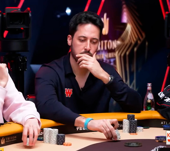 Адриан Матеос