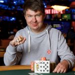 Денис Стребков выиграл второй золотой браслет WSOP