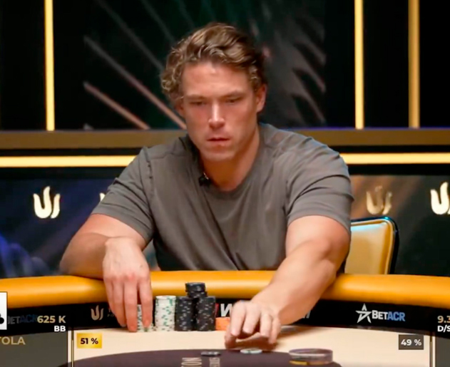 Алекс Фоксен