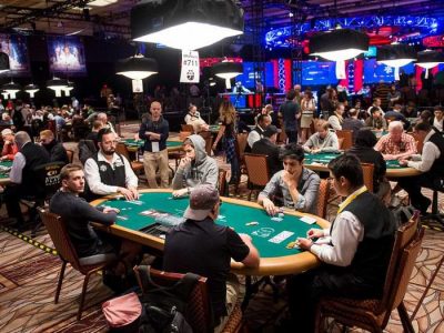 Сателлиты в покере: разновидности и стратегия игры в отборочных турнирах