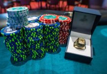 Соседи по квартире выиграли кольца WSOP Circuit в один и тот же день