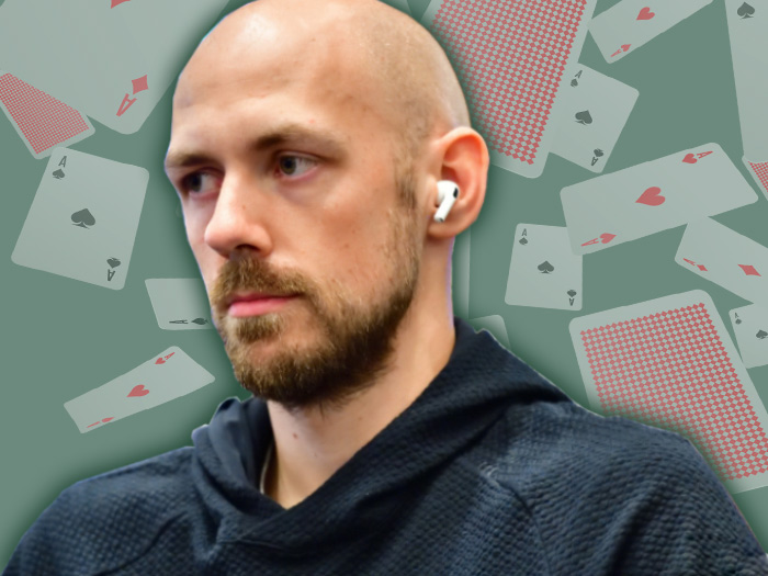 Стивен Чидвик впервые примерил фиолетовый пиджак Poker Masters