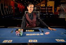 Онлайн покер румы с живым дилером